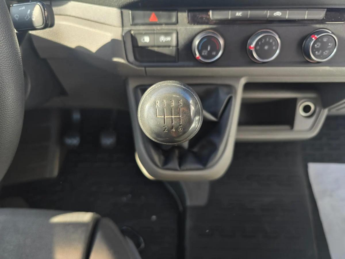 volkswagen-crafter-2022-diesel-1968cc
