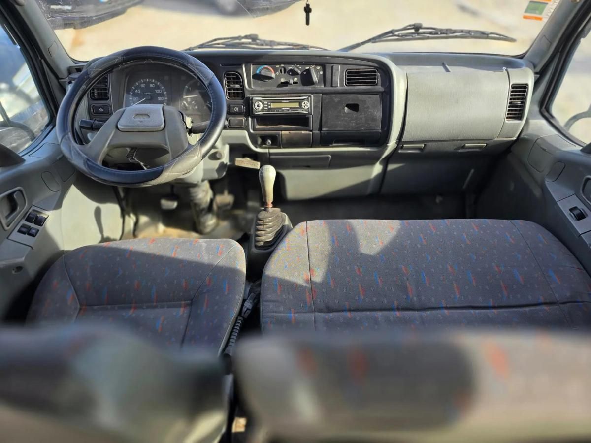 mitsubishi-canter-2002-diesel-3000cc