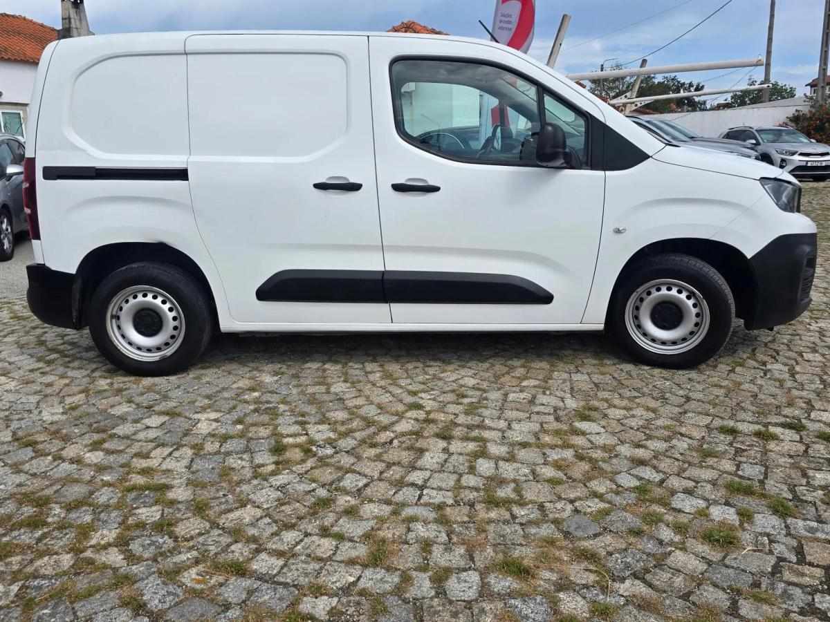 peugeot-partner-2019-diesel-1560cc