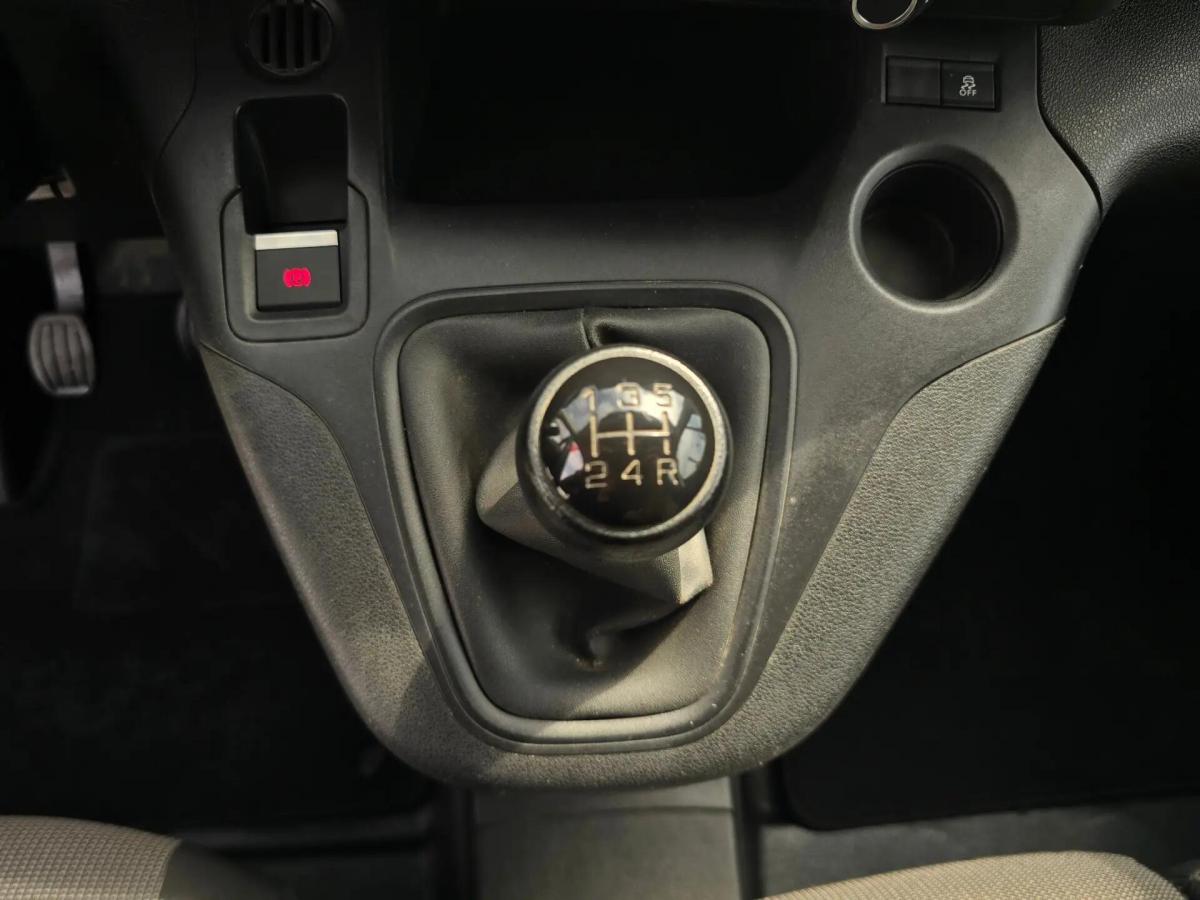 peugeot-partner-2019-diesel-1560cc