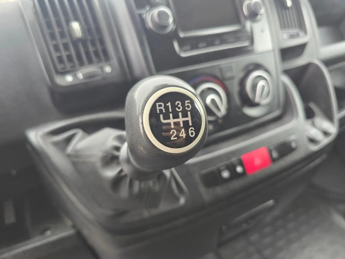 citroen-jumpy-2021-diesel-1997cc
