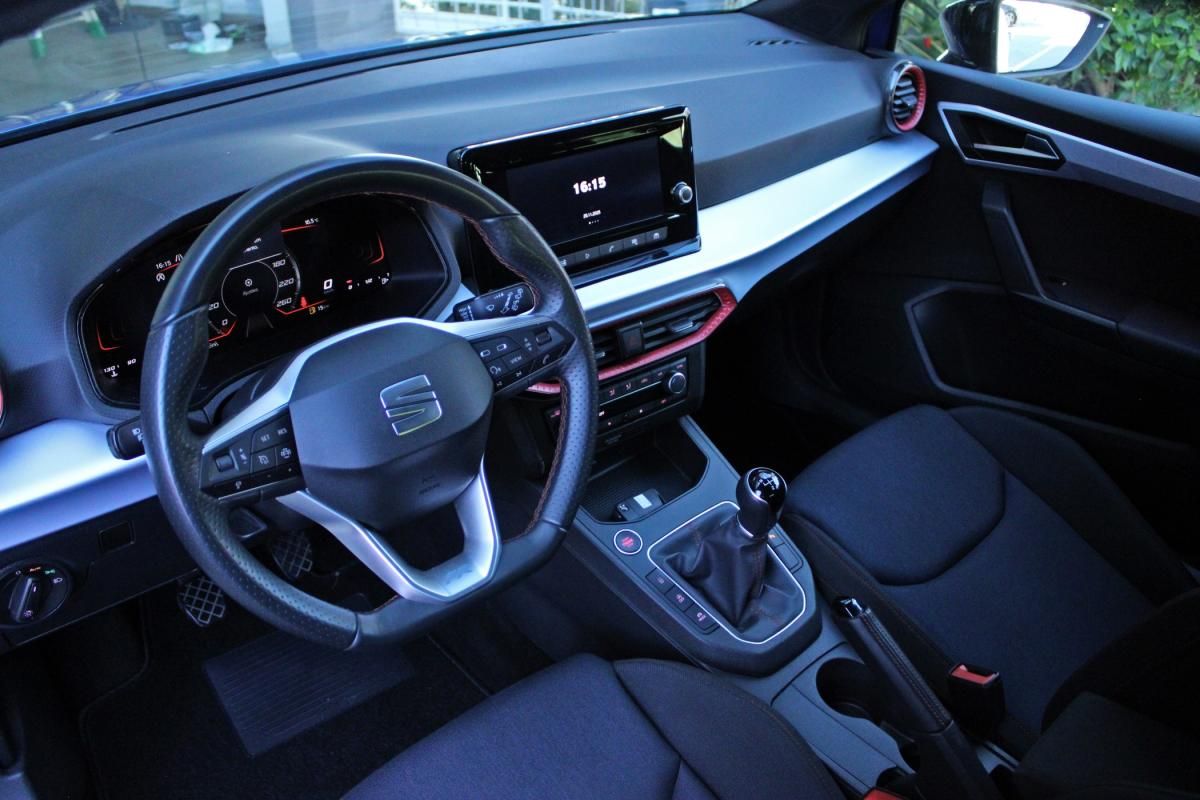 seat-arona-2024-gasolina-999cc