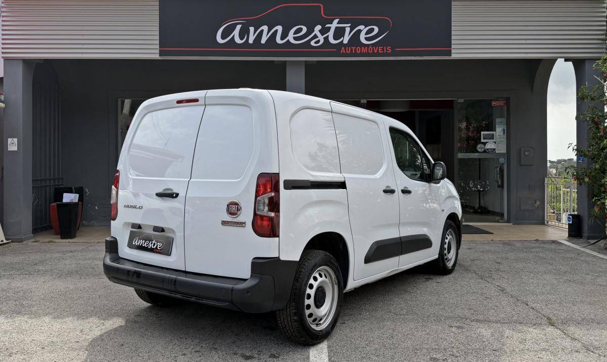 fiat-doblo-2023-diesel-1499cc