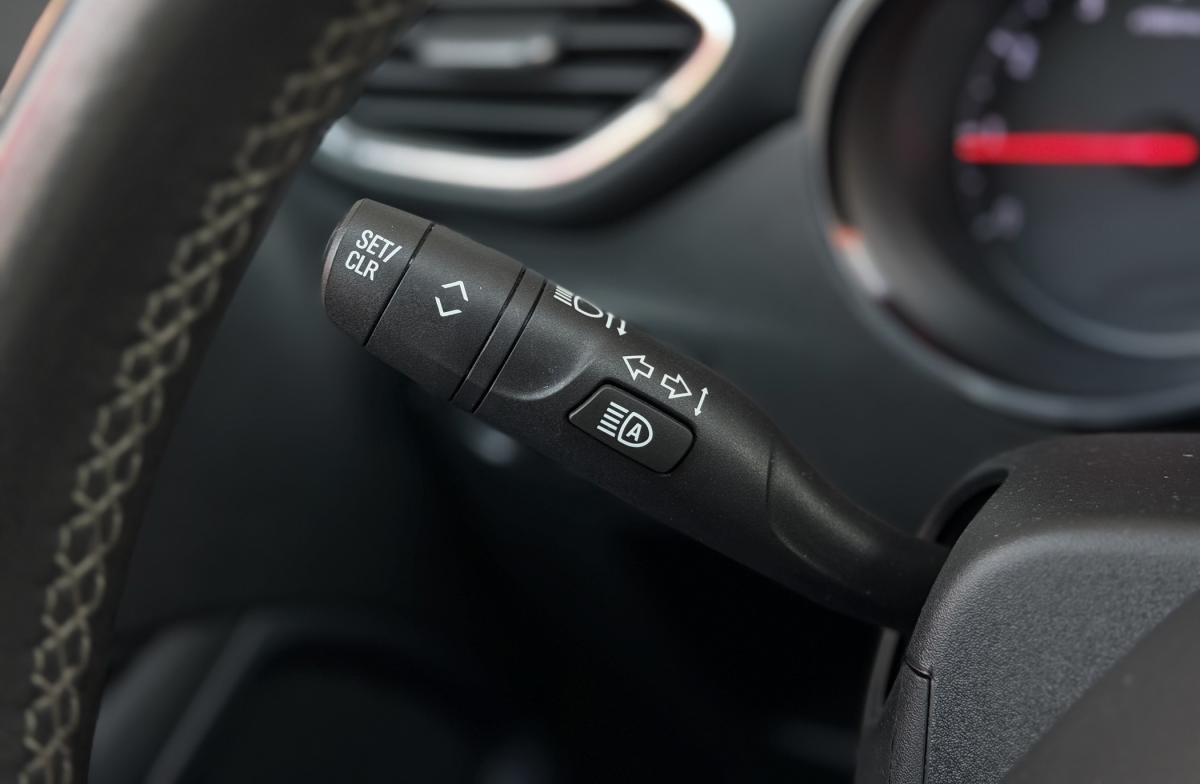 opel-crossland-2022-gasolina-1199cc