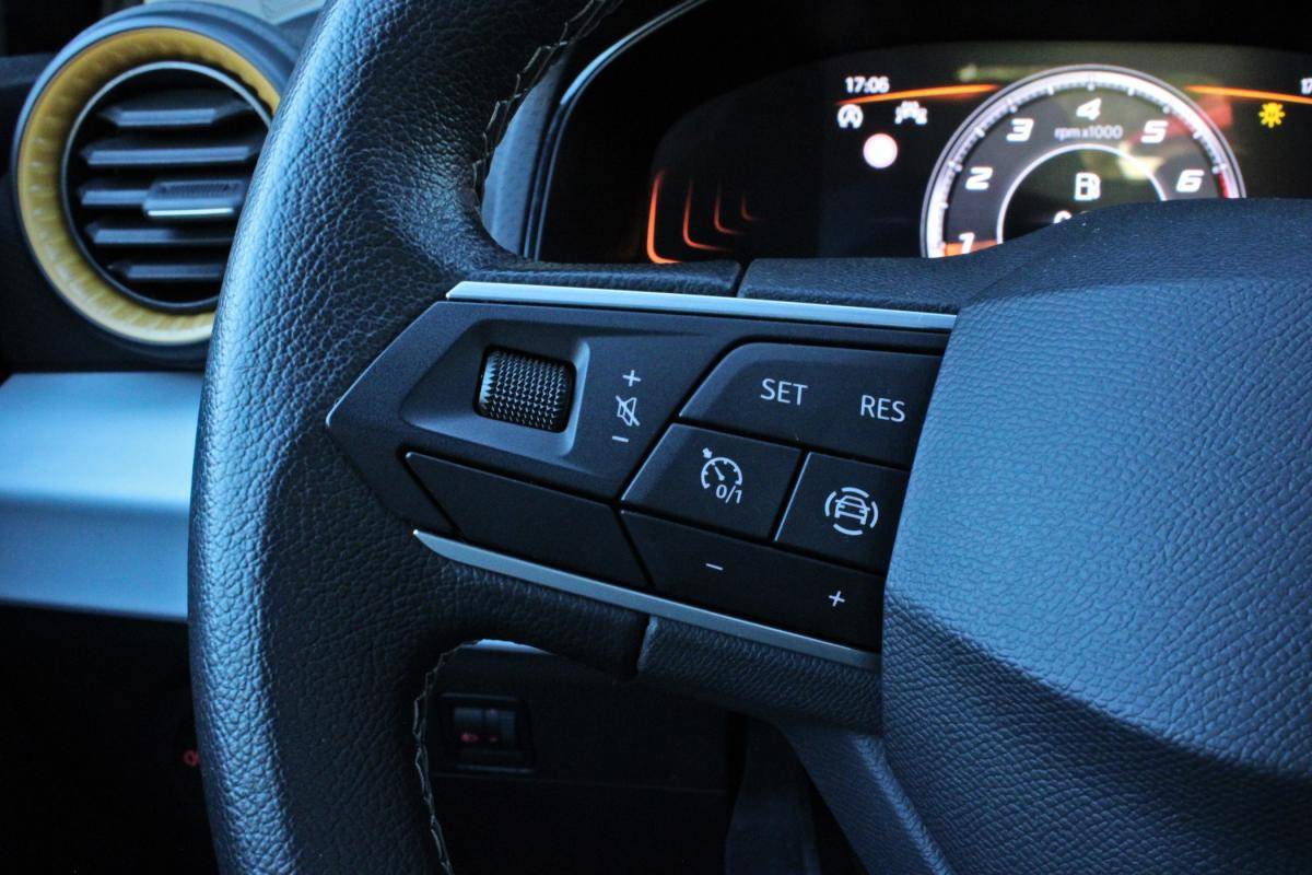 seat-ibiza-2024-gasolina-999cc