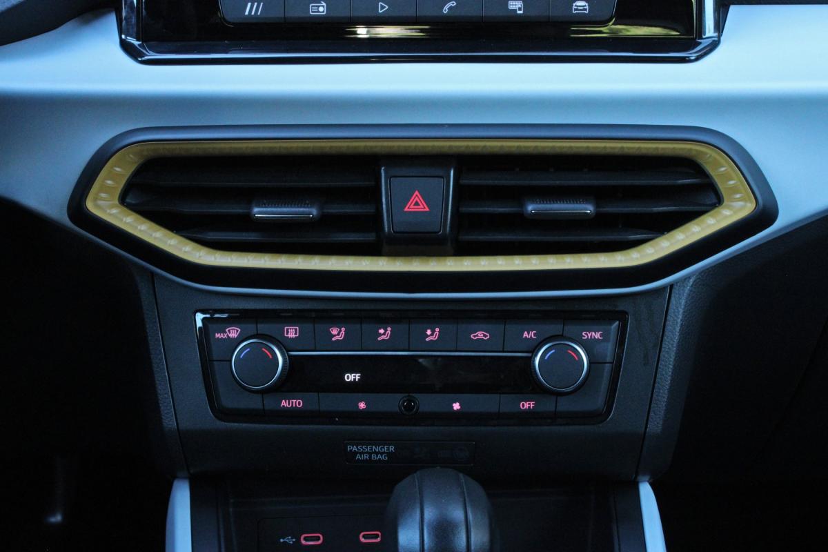 seat-ibiza-2024-gasolina-999cc