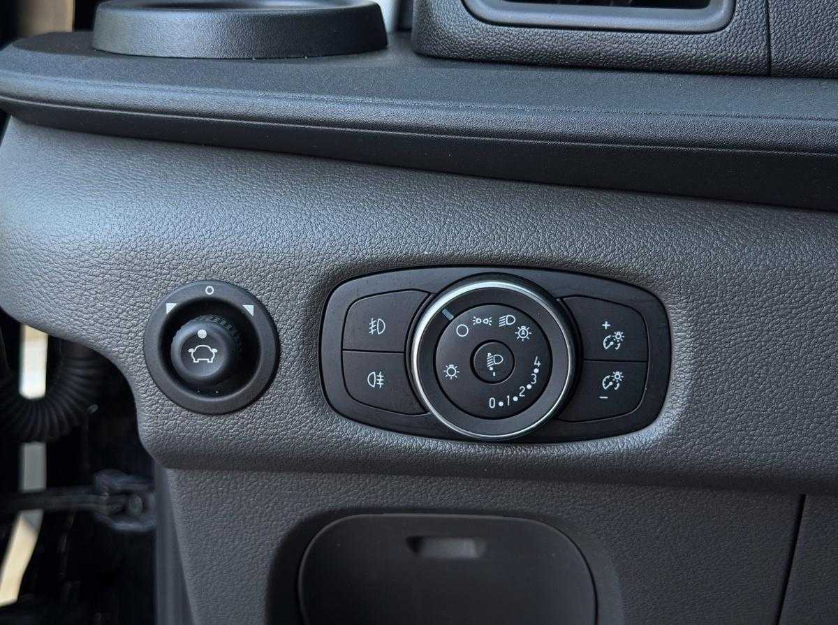 ford-transit-2024-diesel-1995cc