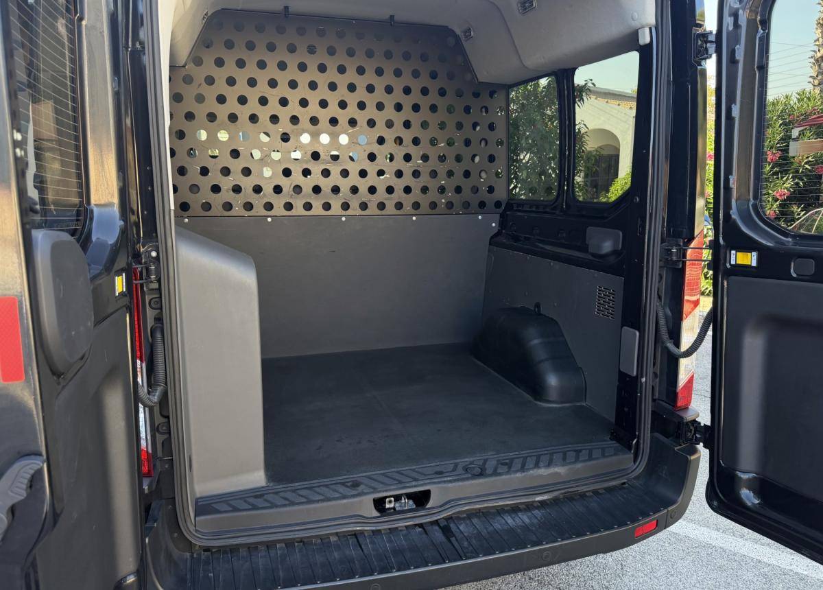ford-transit-2024-diesel-1995cc
