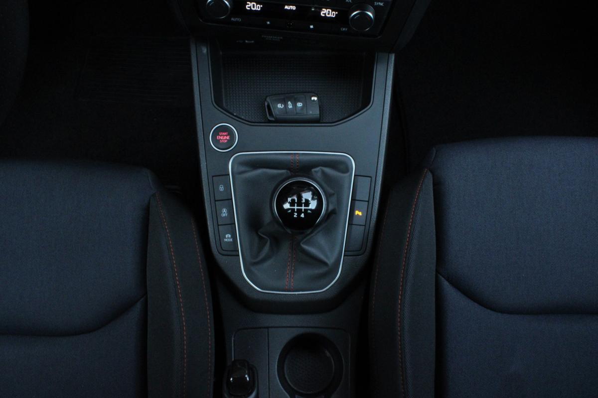 seat-ibiza-2025-gasolina-999cc