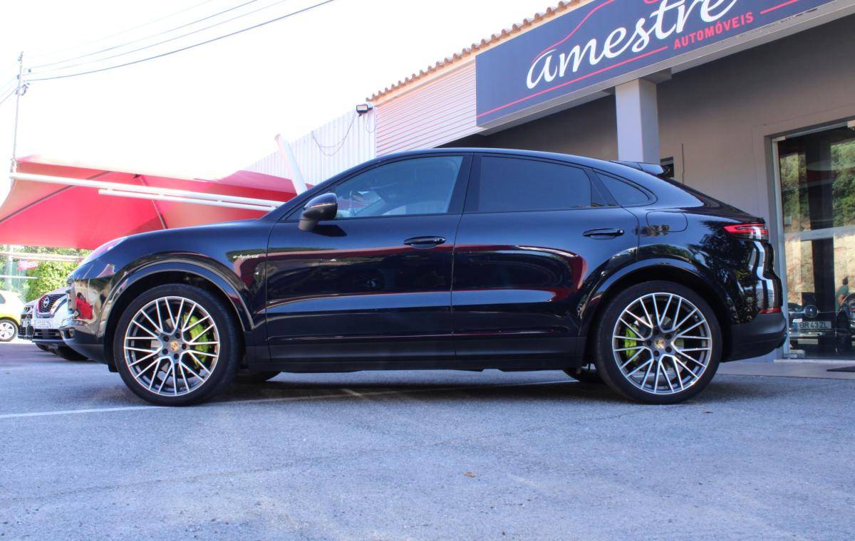 porsche-cayenne-2022-hibrido-a-gasolina-2995cc
