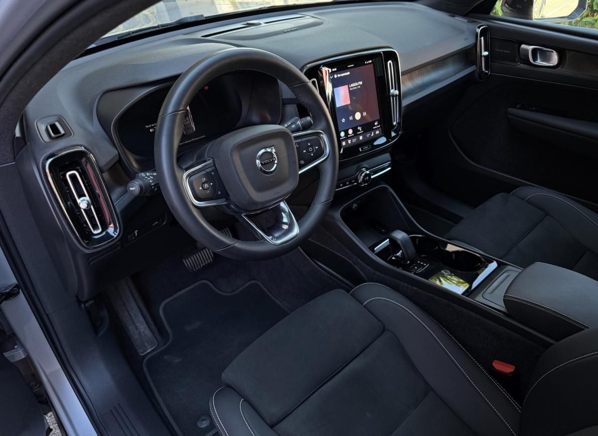 volvo-c40-2022-eletrico-0cc
