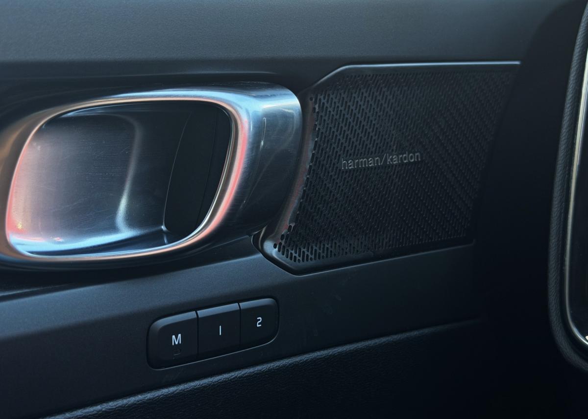 volvo-c40-2022-eletrico-0cc