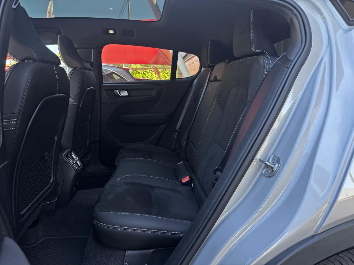 volvo-c40-2022-eletrico-0cc