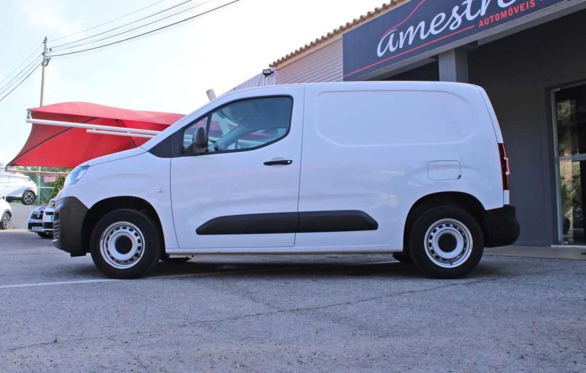 citroen-berlingo-2024-diesel-1499cc