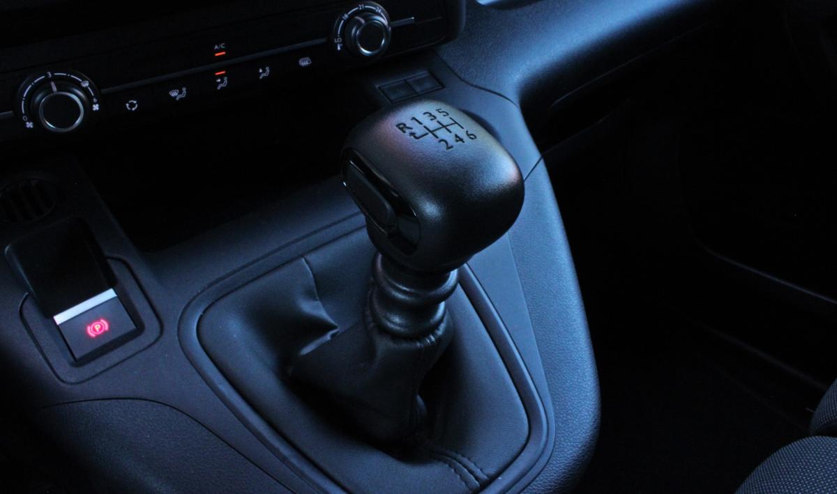 citroen-berlingo-2024-diesel-1499cc