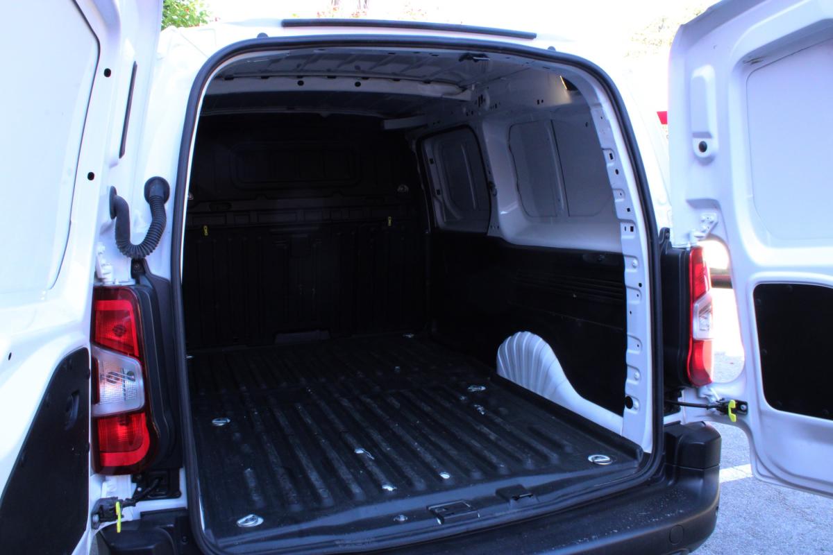 citroen-berlingo-2024-diesel-1499cc