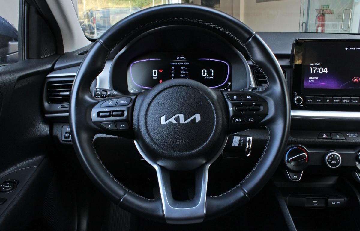 kia-stonic-2025-gasolina-998cc