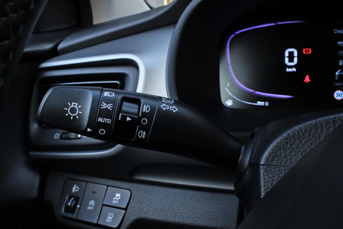 kia-stonic-2025-gasolina-998cc