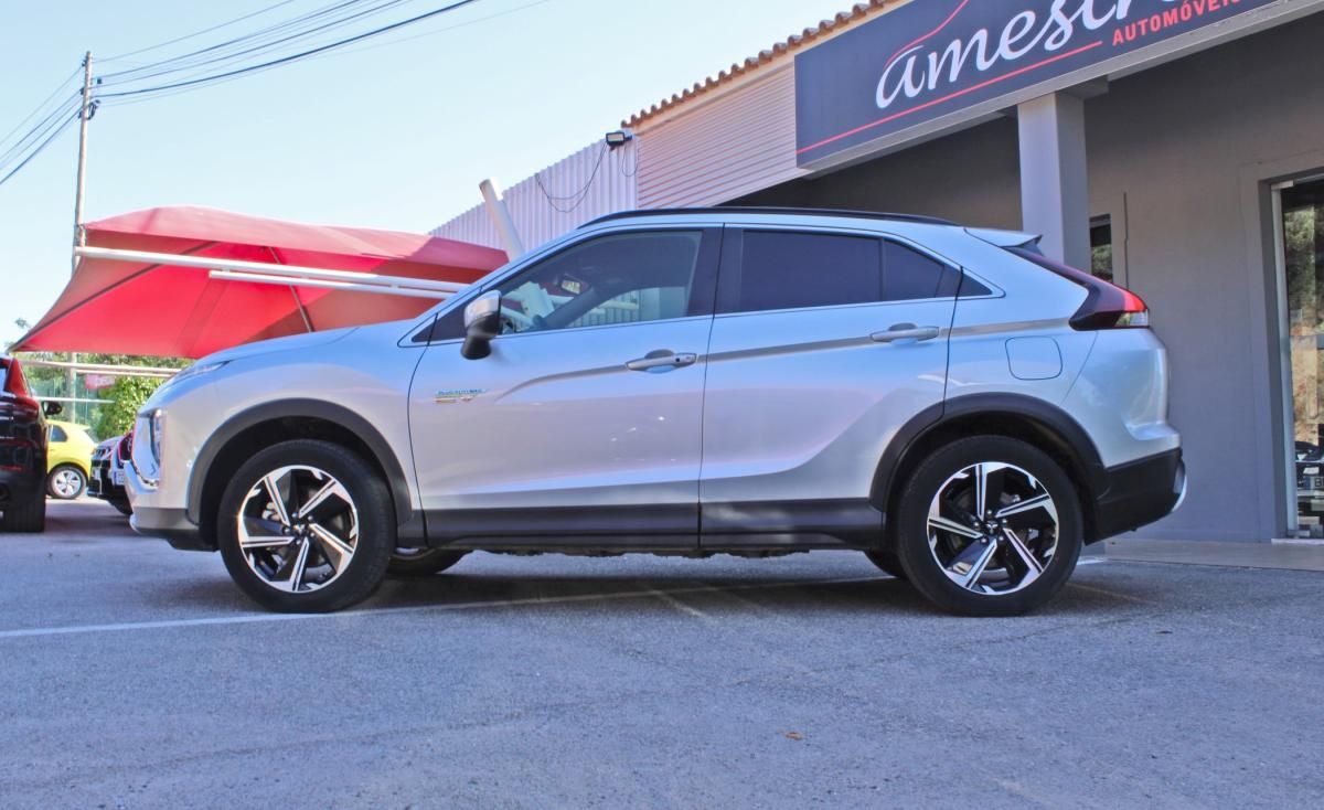 mitsubishi-eclipse-cross-2025-hibrido-a-gasolina-2360cc