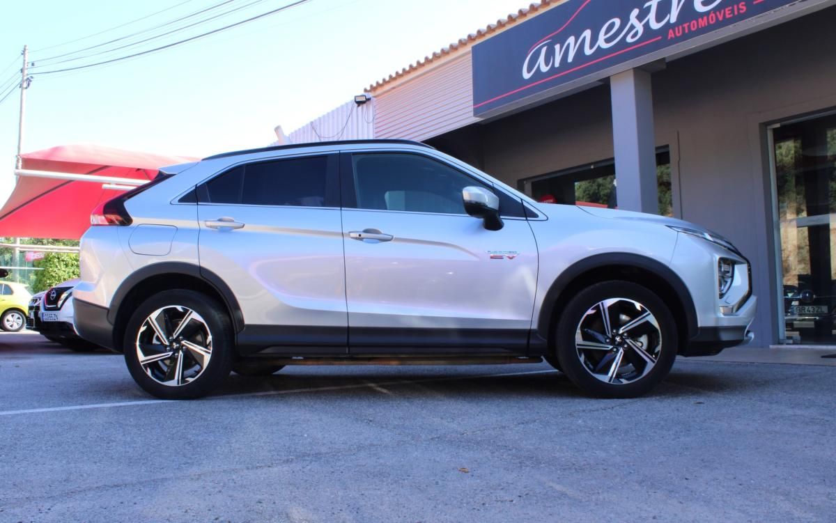 mitsubishi-eclipse-cross-2025-hibrido-a-gasolina-2360cc