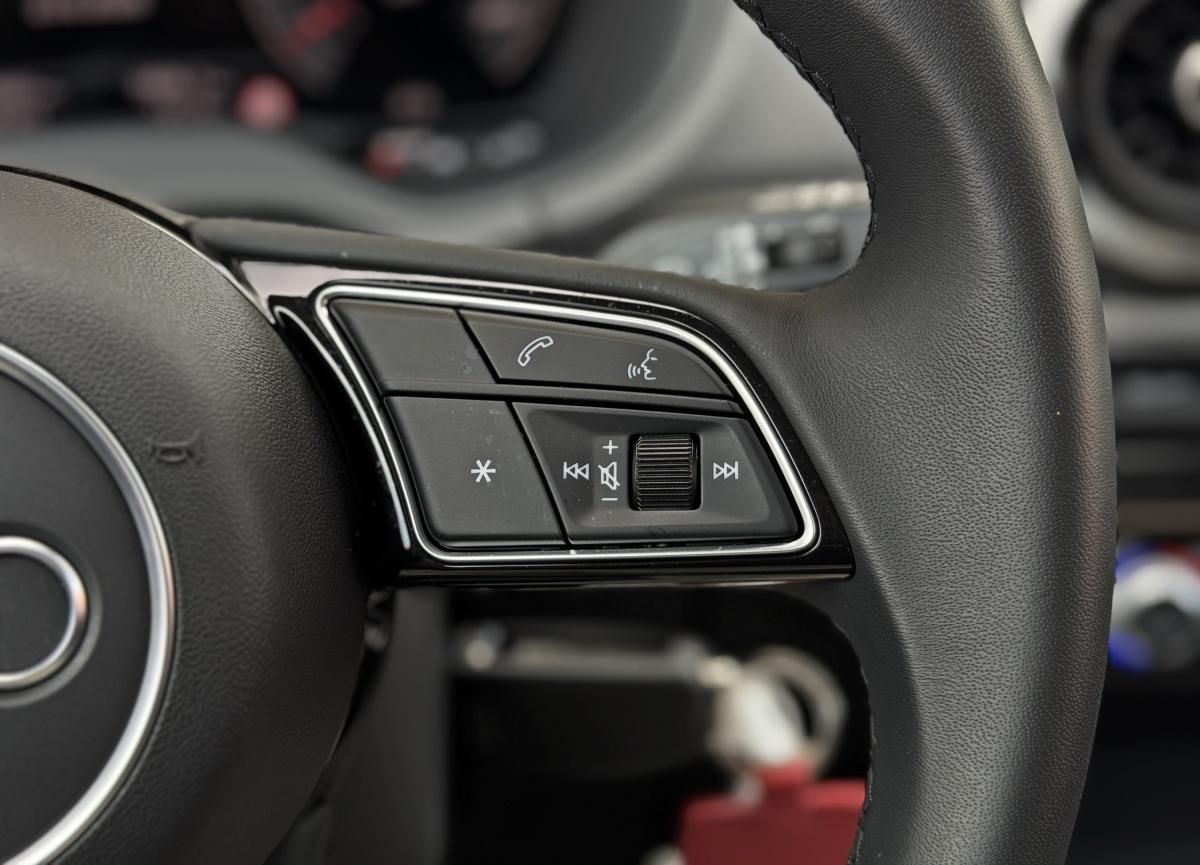 audi-q2-2026-gasolina-999cc
