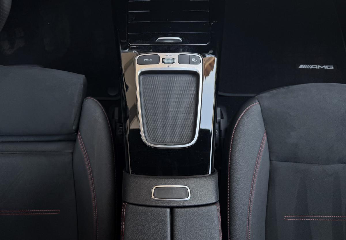 mercedes-benz-classe-a-2024-hibrido-a-gasolina-1332cc