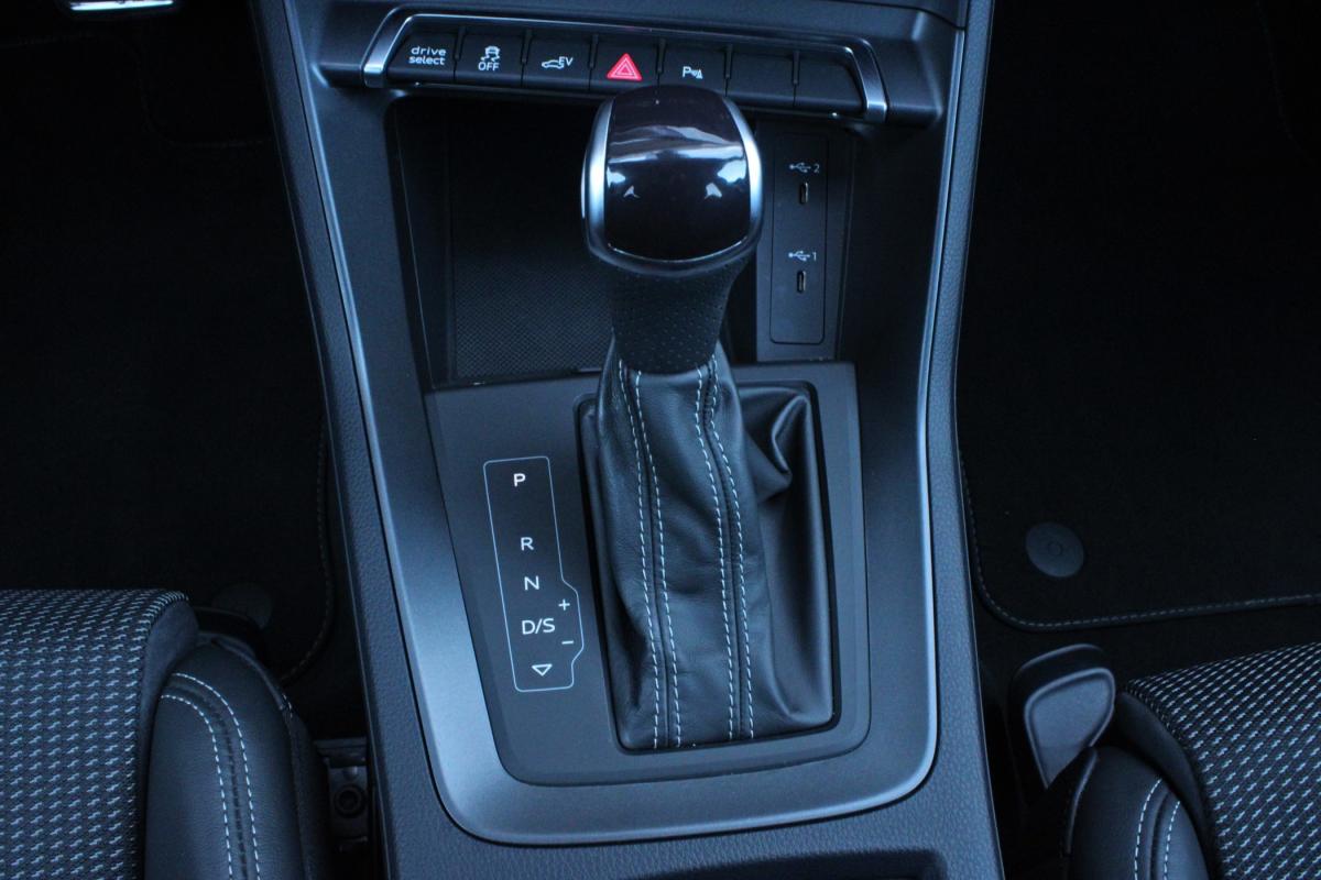 audi-q3-2023-hibrido-a-gasolina-1395cc