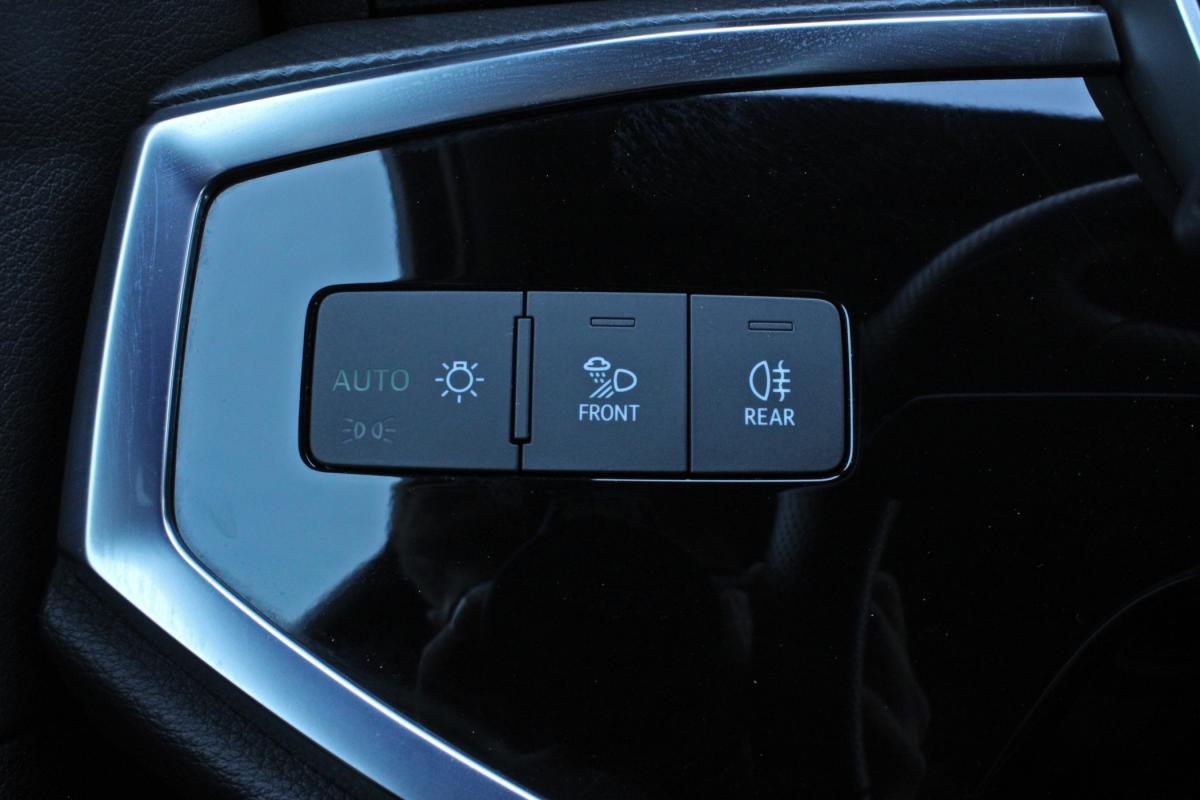 audi-q3-2023-hibrido-a-gasolina-1395cc