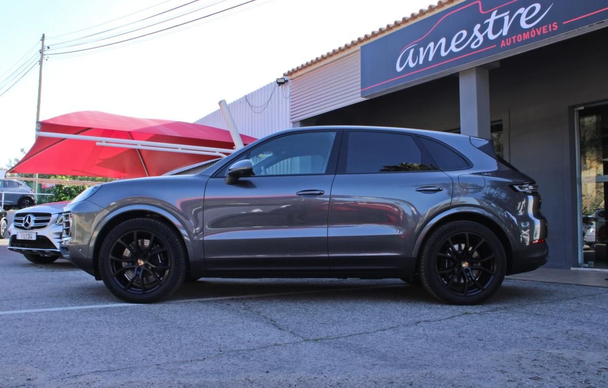porsche-cayenne-2025-hibrido-a-gasolina-2995cc