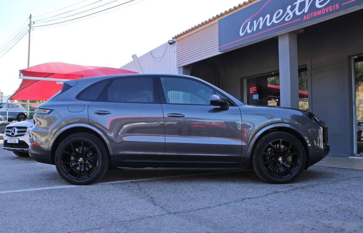 porsche-cayenne-2025-hibrido-a-gasolina-2995cc