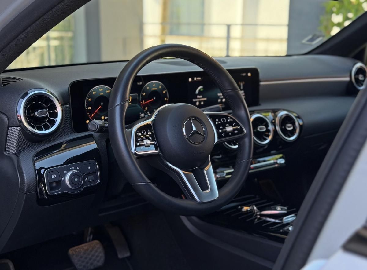 mercedes-benz-classe-a-2022-gasolina-1332cc