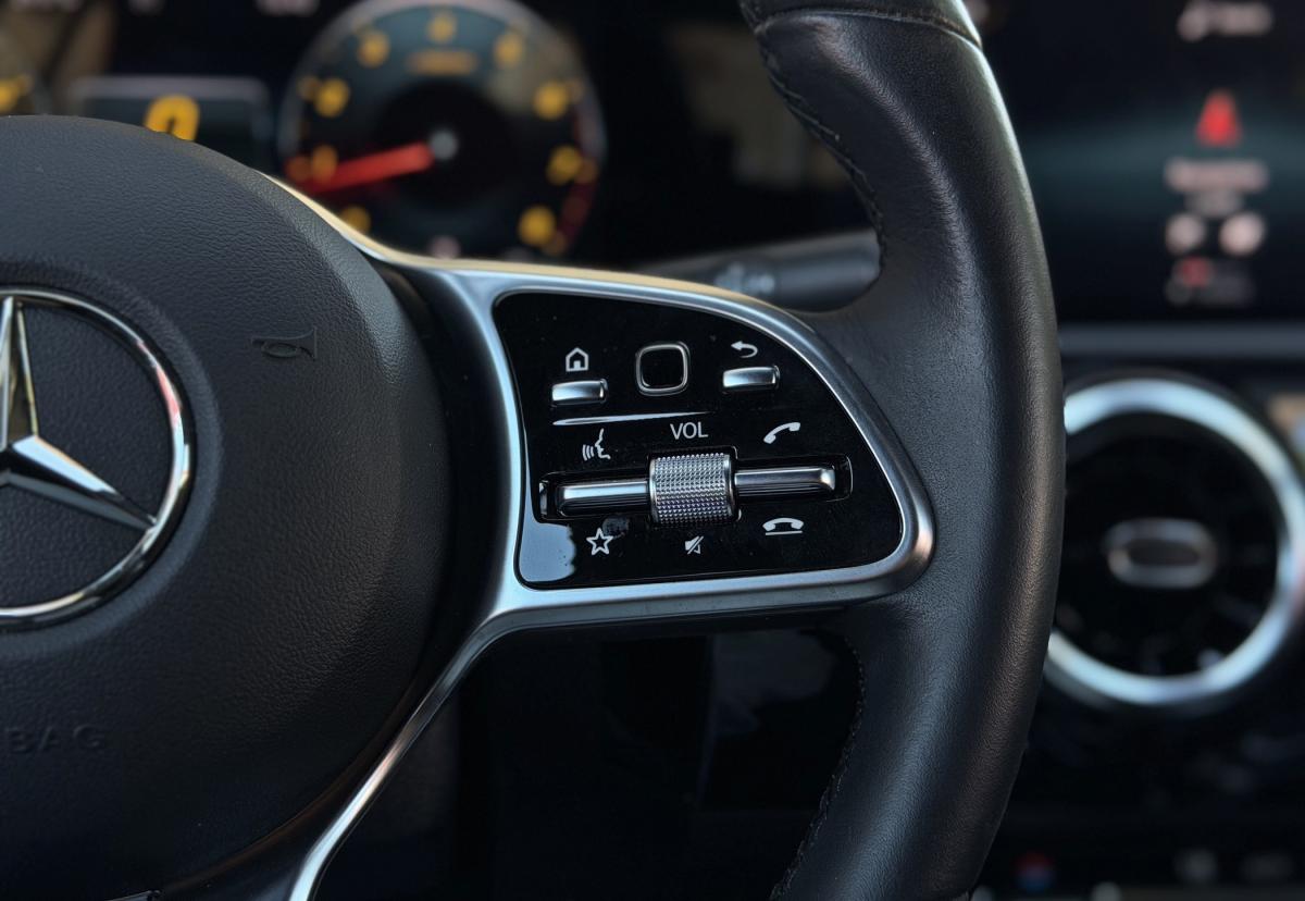 mercedes-benz-classe-a-2022-gasolina-1332cc