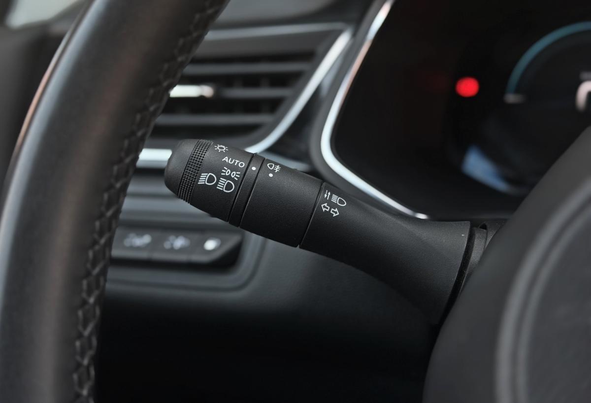 mitsubishi-asx-2024-hibrido-a-gasolina-1598cc