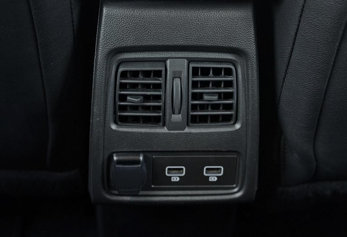 mitsubishi-asx-2024-hibrido-a-gasolina-1598cc
