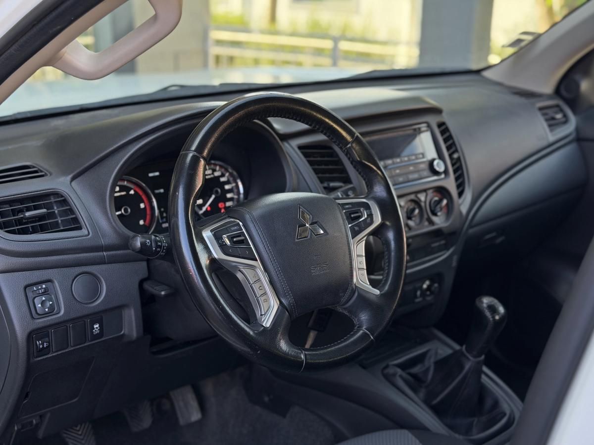 mitsubishi-l200-2022-diesel-2268cc