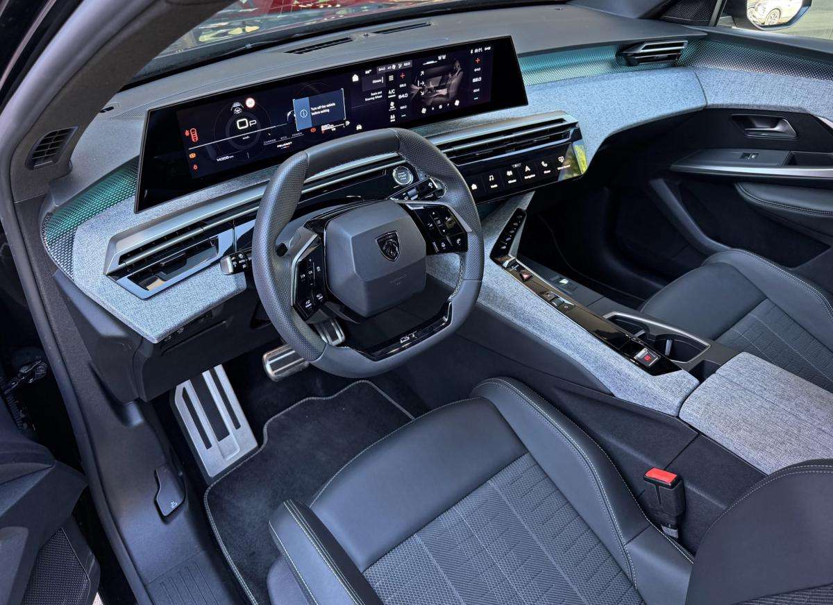 peugeot-3008-2025-hibrido-a-gasolina-1199cc