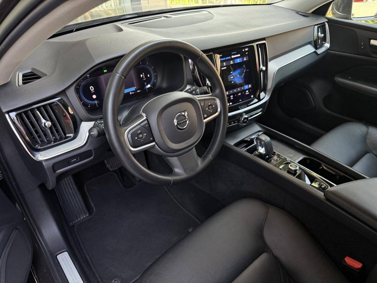volvo-v60-2022-hibrido-a-diesel-1969cc