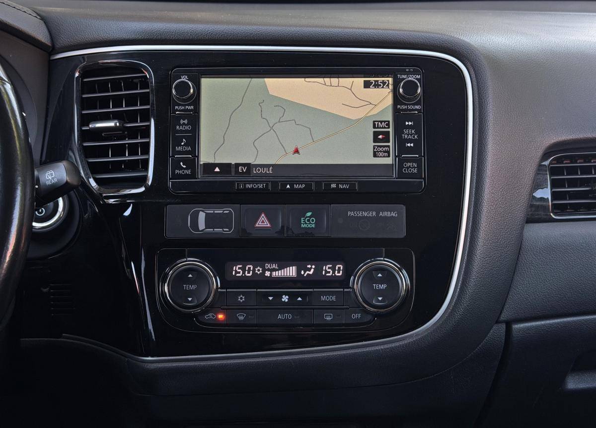 mitsubishi-outlander-2016-hibrido-a-gasolina-1998cc