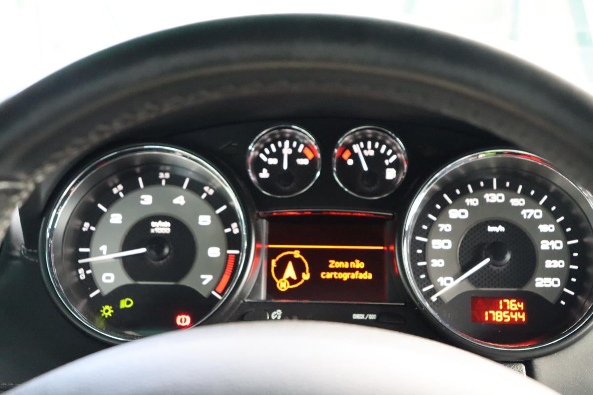 peugeot-rcz-2011-gasolina-1598cc