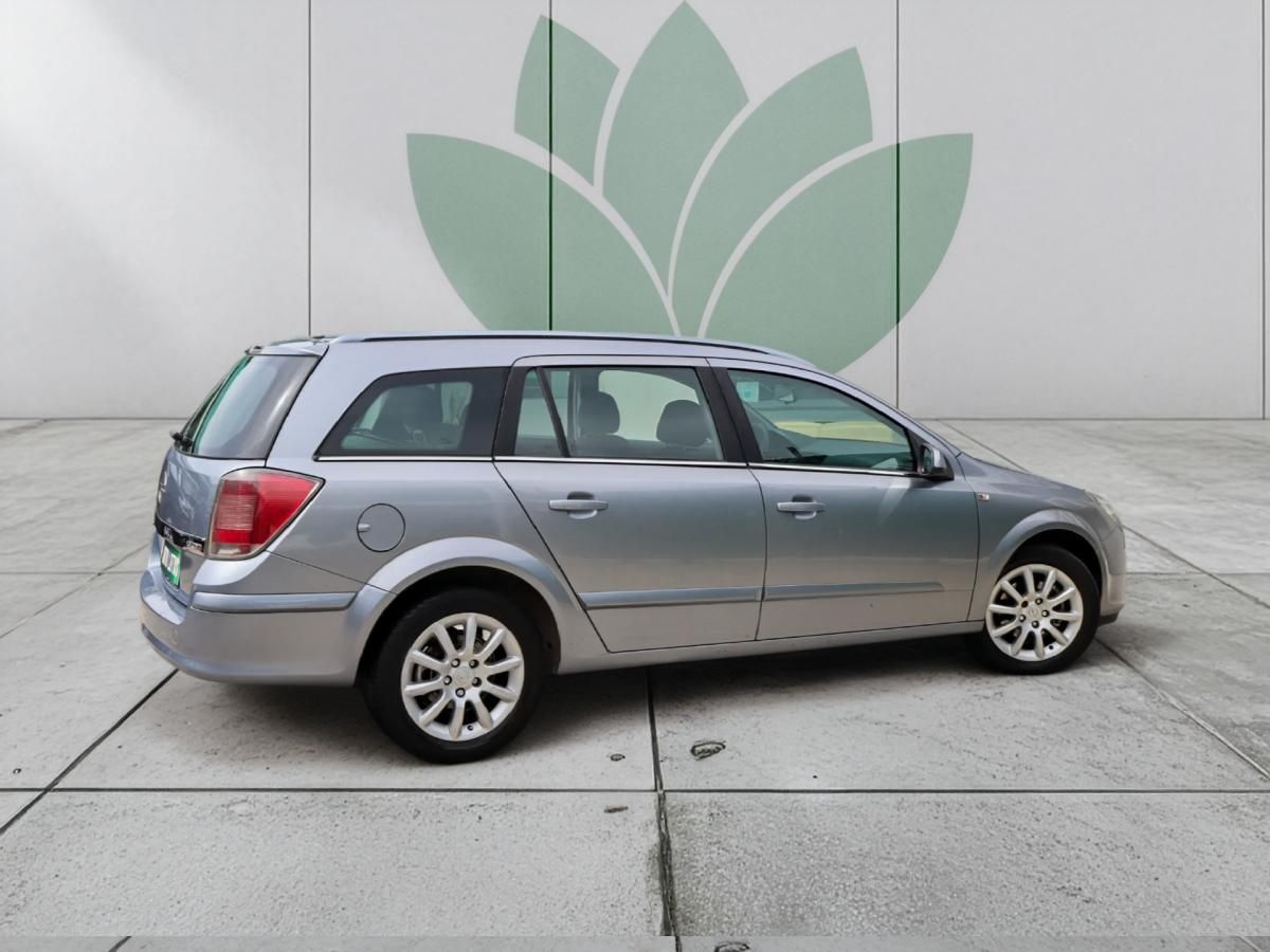 opel-astra-caravan-2004-diesel-1686cc
