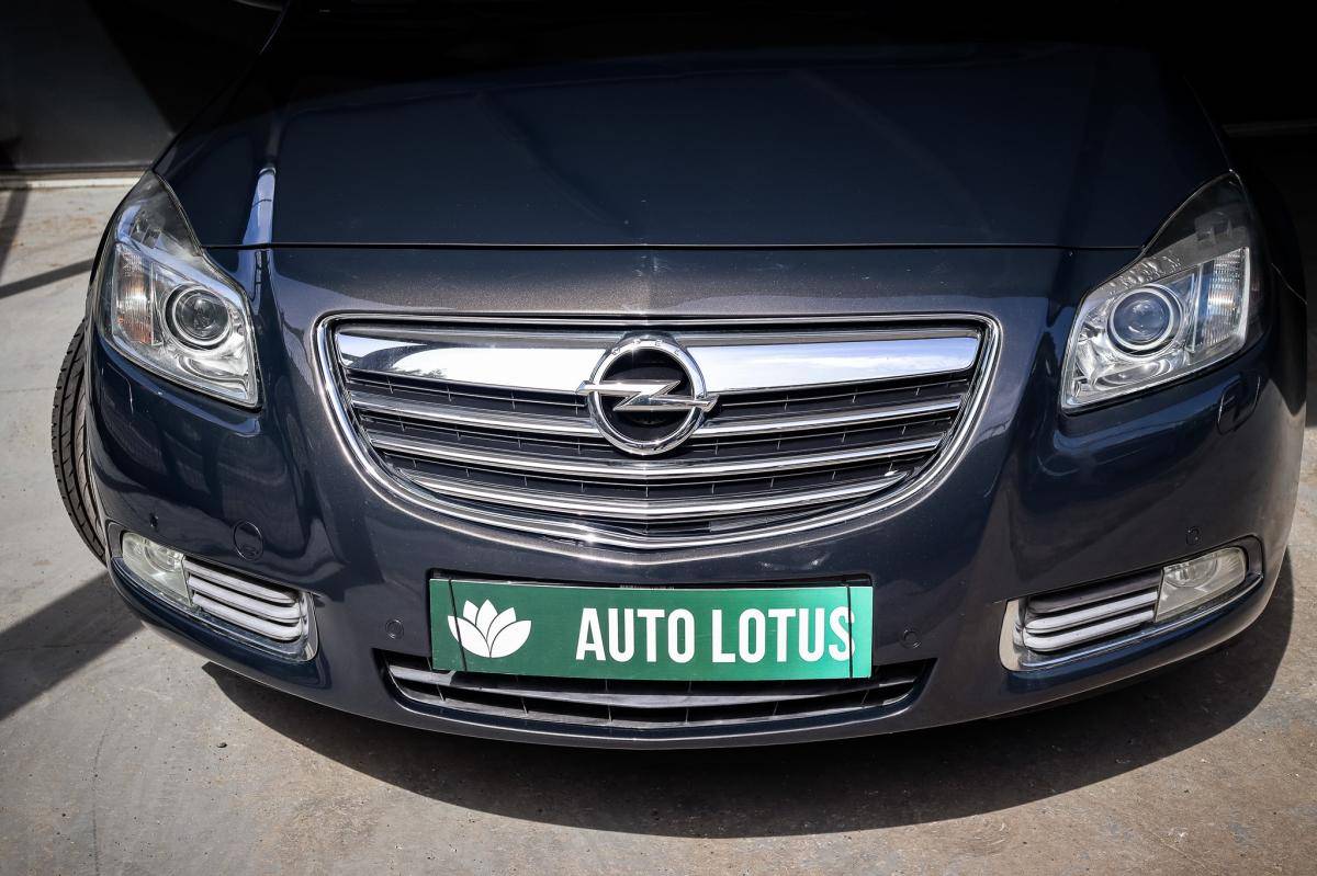 opel-insignia-sports-tourer-2013-diesel-1956cc