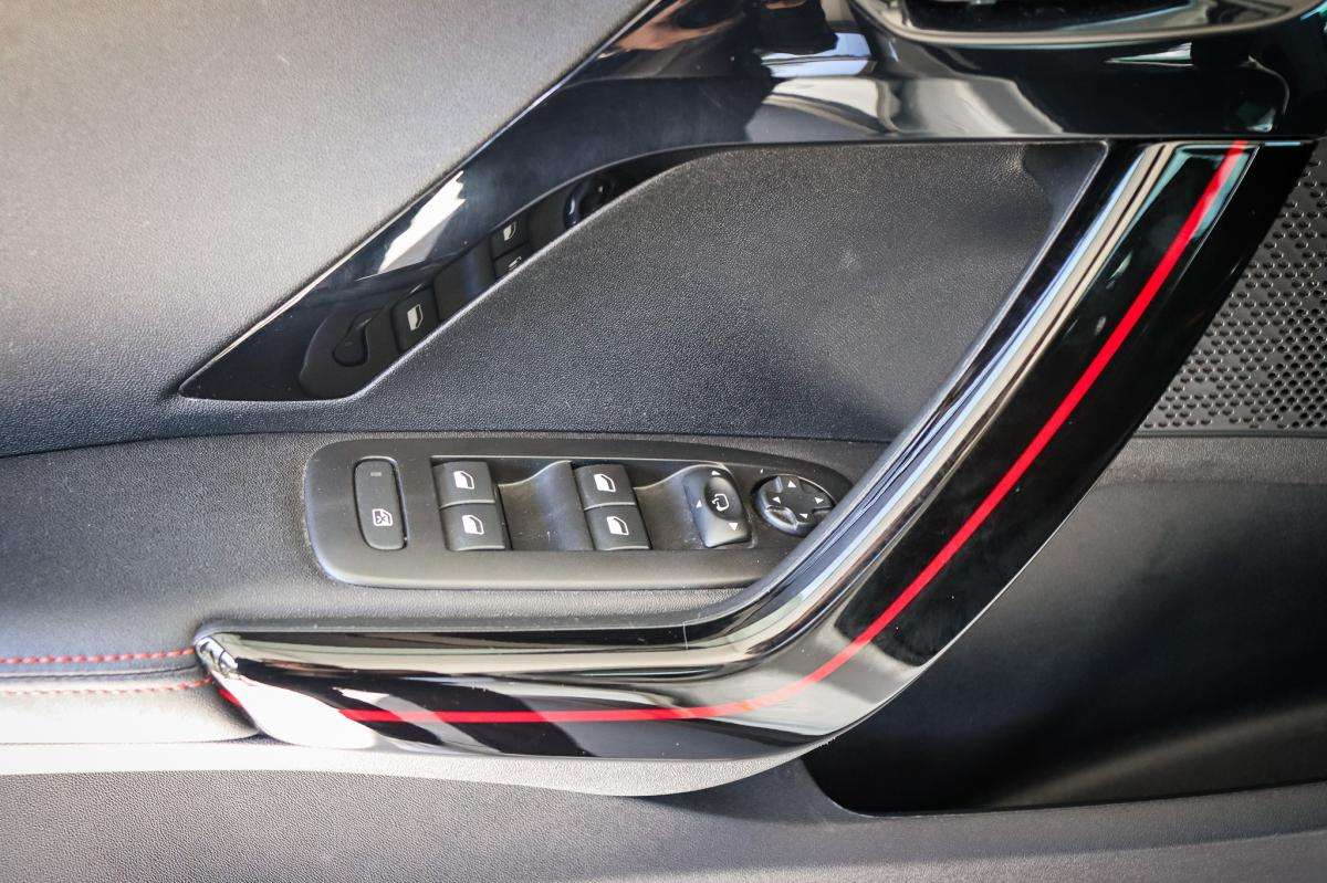 peugeot-2008-2017-gasolina-1199cc