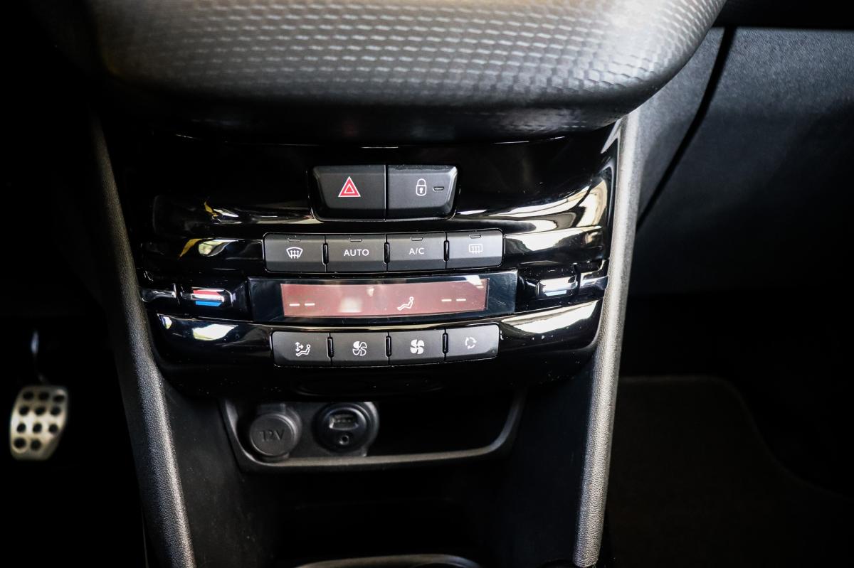peugeot-2008-2017-gasolina-1199cc
