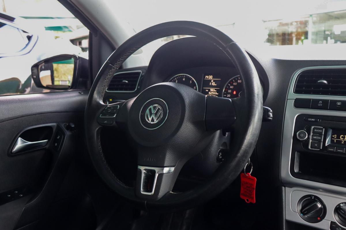 volkswagen-polo-2013-gasolina-1197cc