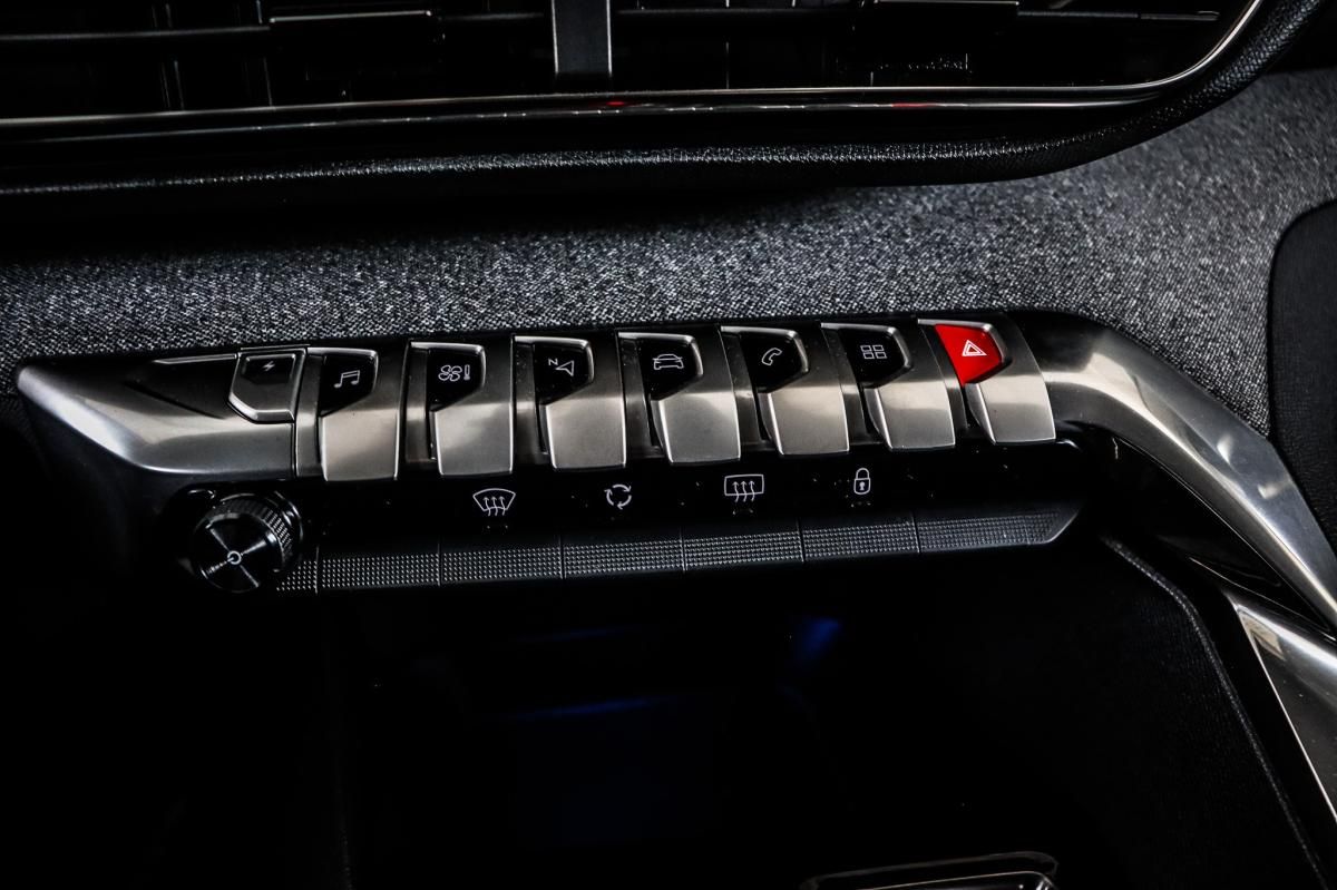 peugeot-3008-2022-hibrido-a-gasolina-1598cc