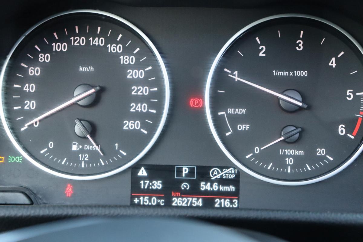 bmw-serie-2-2016-diesel-1496cc