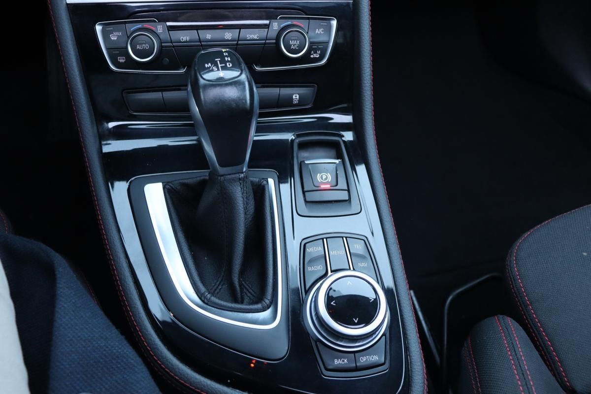 bmw-serie-2-2016-diesel-1496cc