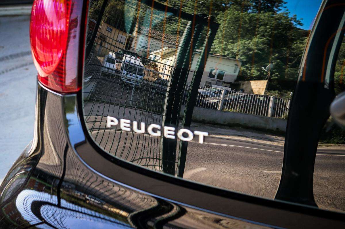 peugeot-107-2013-gasolina-998cc