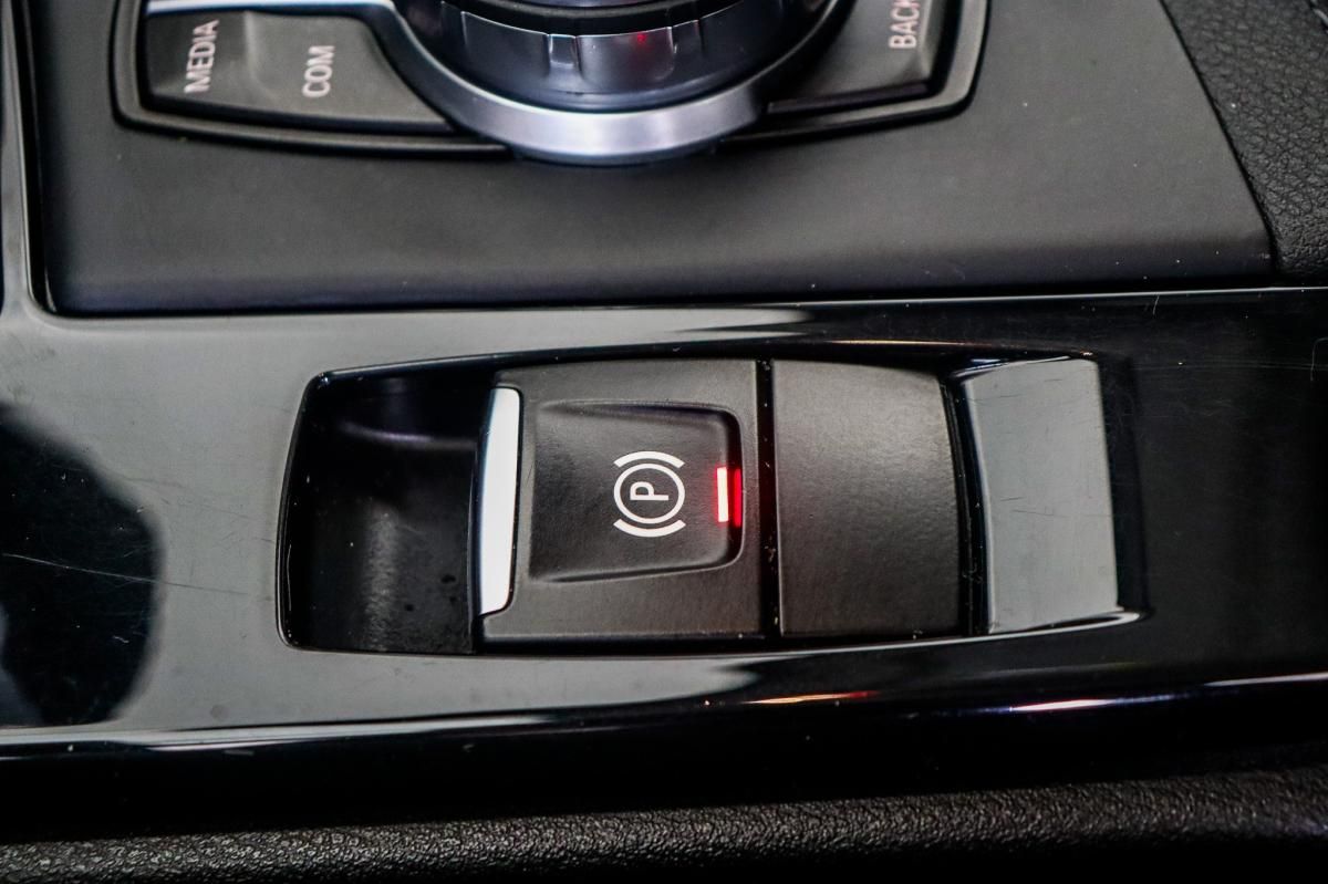 bmw-x1-2018-diesel-1496cc