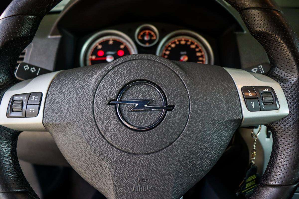 opel-astra-gtc-2010-diesel-1910cc